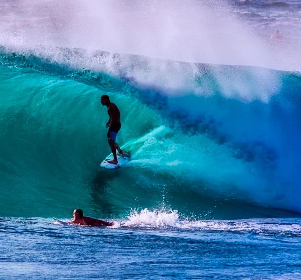 Longboarding vs shortboarding Lombok