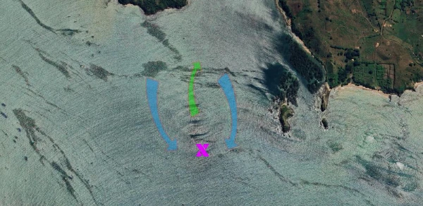 Wave map of Don Dons in Gerupuk Bay showing the consistent A-frame peak with mellow left and right-hand rides for intermediate surfers.