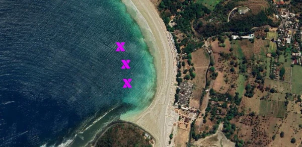 Top-view map of Selong Belanak beach break in Lombok illustrating the safe sand bottom and beginner-friendly wave zones.